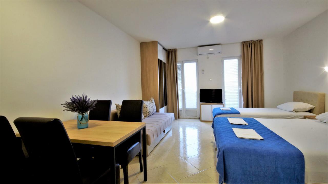 Apartments Bracanovic ブドヴァ エクステリア 写真